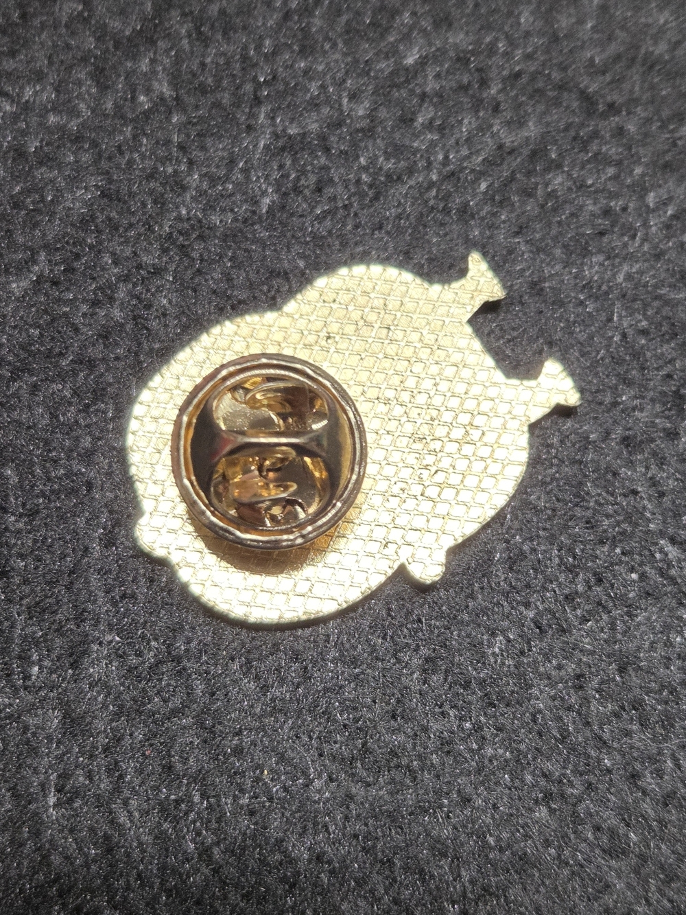 **Gold Tone Enamel Pin Backing - Single Butterfly Clutch** - Picture 2 of 2